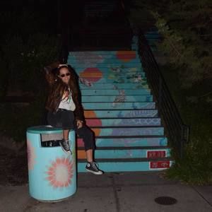 Meet your Posher, Mia